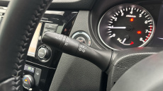 Nissan Qashqai 1.2 DiG-T N-Connecta 5dr Petrol Hatchback